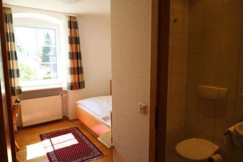 Einzelzimmer - 