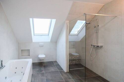 Badezimmer im OG - 
