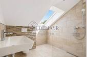 Ansicht DG Badezimmer - 