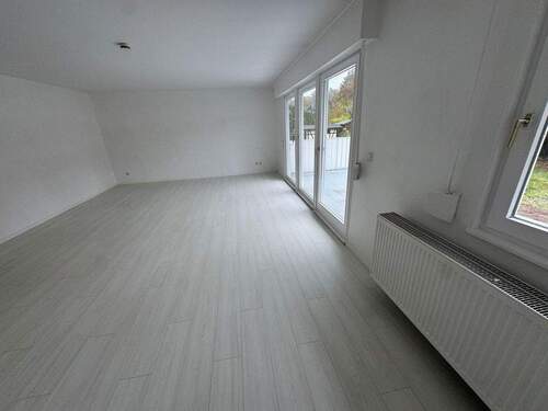 Wohnzimmer-EG-1 - 6 Zimmer Einfamilienhaus zur Miete in Berlin-Heiligensee