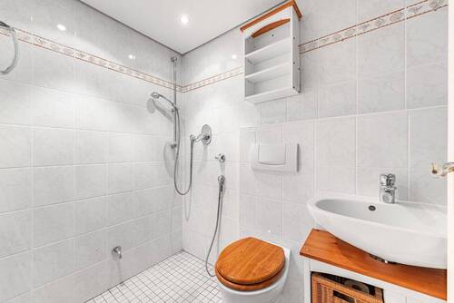 Badezimmer UG - 