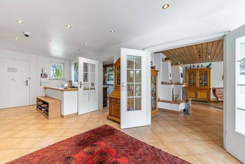 Diele - 9 Zimmer Einfamilienhaus in München