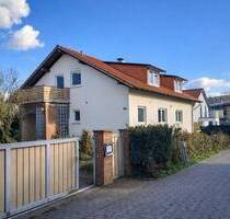klassisches Einfamilienhaus, ruhig und zentral gelegen - Reichelsheim (Odenwald)