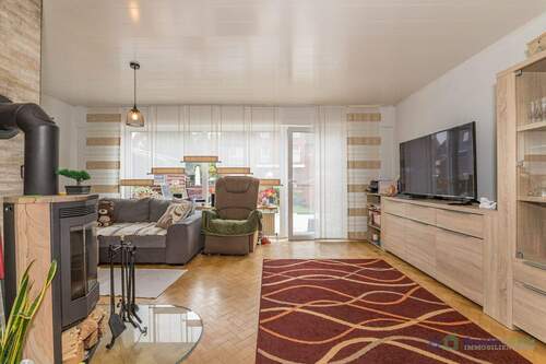 EG: Wohn-/Esszimmer - 