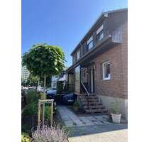 Fünfköpfige Familie sucht Nachfolger für Platzwunder - Berlin Buckow