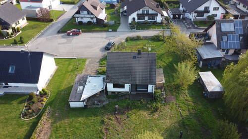 DJI_0123.JPG - Einfamilienhaus auf großem Grundstück in idyllischer Wohnlage.
