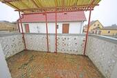 Balkon auf halber Treppe - 