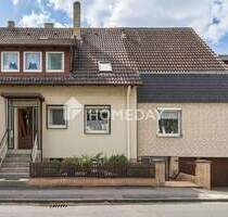 Großzügige Doppelhaushälfte mit zwei separaten Wohneinheiten, Garten und Doppelgarage - Schöppenstedt