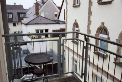 DSCF4347.JPG - Schicke 2-Zimmer-Stadtwohnung mit Balkon sucht Mieter!!!