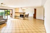 Wohnzimmer - 6 Zimmer Einfamilienhaus zum Kaufen in Bergheim