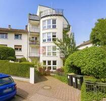 Top!! Helle 3-Zimmer-Wohnung mit Einbauküche, Parkett und zwei Balkonen - Frankfurt am Main Sachsenhausen