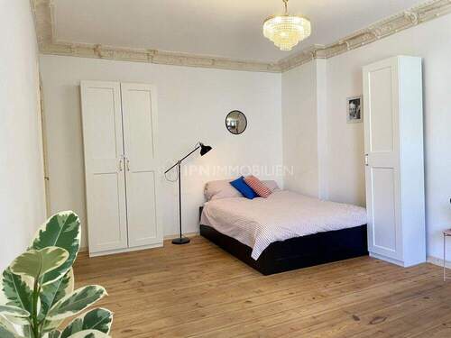 Wohn- und Schlafbereich - 1 Zimmer Etagenwohnung zum Kaufen in Berlin