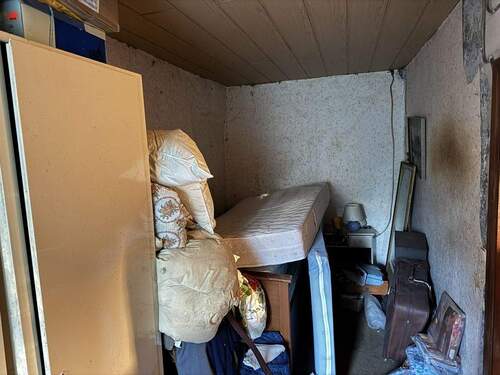 Abstellraum über den Kellerraum - 