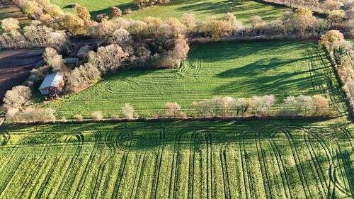 Luftbild - 2 Hektar Möglichkeiten - Sanierungsobjekt mit Potenzial!