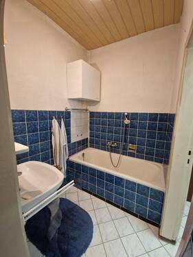 Dusch- und Wannenbad EG 2 - 