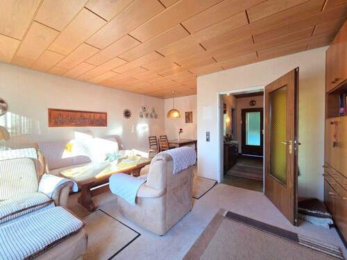 Wohn- und Esszimmer - 