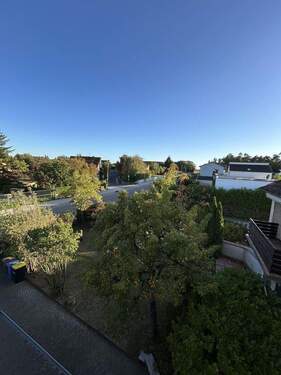 Garten vorne - 4 Zimmer Einfamilienhaus zum Kaufen in Markt Erlbach