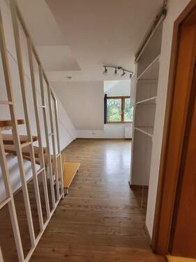 Eingang.jpg - Etagenwohnung mit 30,00 m&sup2; in Kassel zur Miete