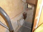 unter der Treppe - 