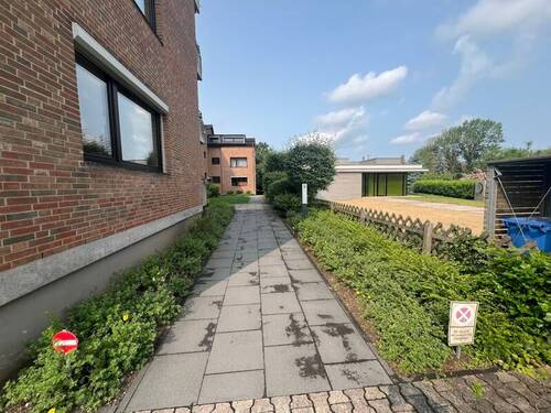Aussenansicht-3 - 4 Zimmer Etagenwohnung in Braunschweig