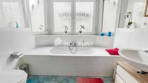 1. OG Badezimmer 1 - 