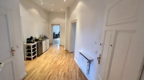 Flur (vom Eingang) - Büro zur Miete in Düsseldorf