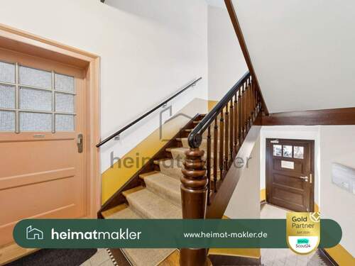 Treppenhaus - 3 Zimmer Etagenwohnung in Leipzig