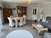 Wohn- und Esszimmer - 