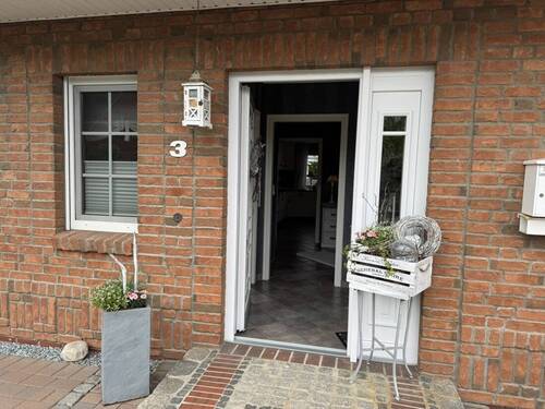 Hauseingang - 4 Zimmer Einfamilienhaus zum Kaufen in Hochdonn