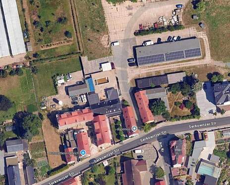 Luftbild, Außenbereich mit Pool - 