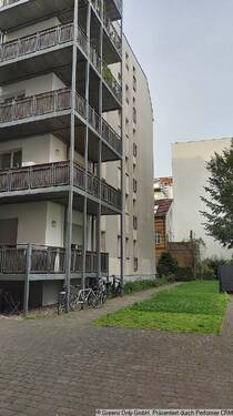 Altbau-Gebäude von der Eigentümergemeinschaft - 