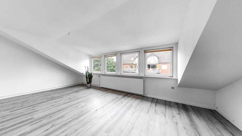 Wohnzimmer - 2 Zimmer Etagenwohnung zum Kaufen in Bremen