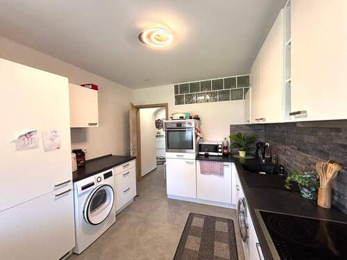 tempImageFEMZmI.jpg - 