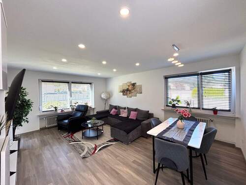 tempImageWXmG7X.jpg - 