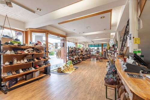 Laden - Gewerbeobjekt (Büro, Produktion, Verkauf) zum Kaufen in Bad Wiessee