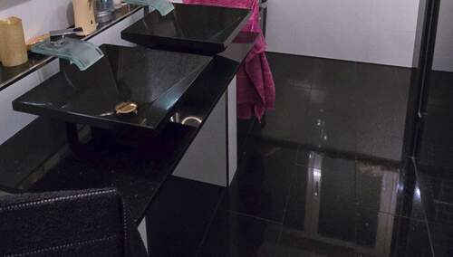 Gemauerter Waschtisch 1,20 m - 