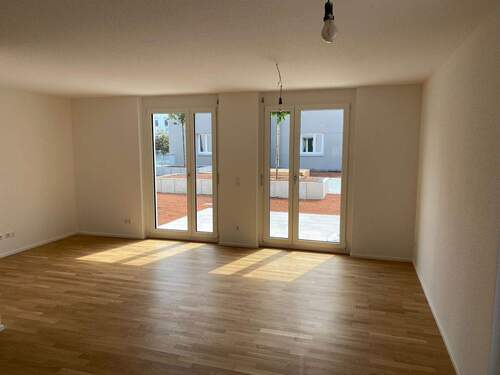 Wohnzimmer - 5 Zimmer Etagenwohnung zur Miete in Rottenburg