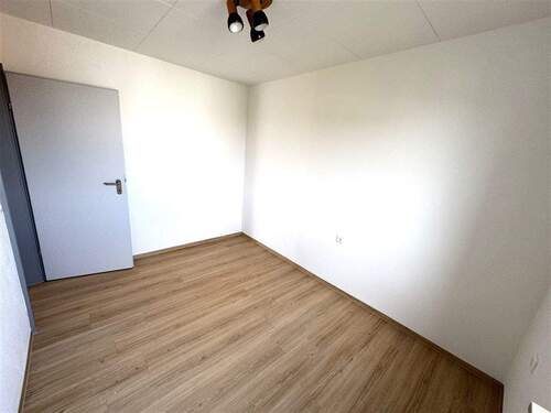 drittes Zimmer, Büro... - 