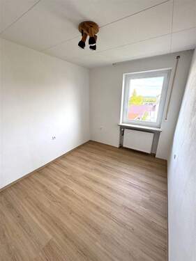 kleines Zimmer, Büro... - 