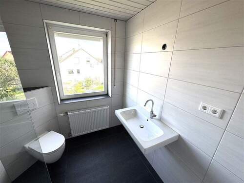 Bad mit Fenster - 
