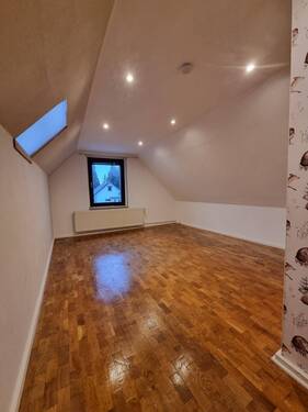 Martensdorf zimmer 1 OG .jpg - 