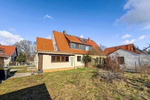 Außenansicht 01 gartenseitig - 5 Zimmer Doppelhaushälfte in Dresden