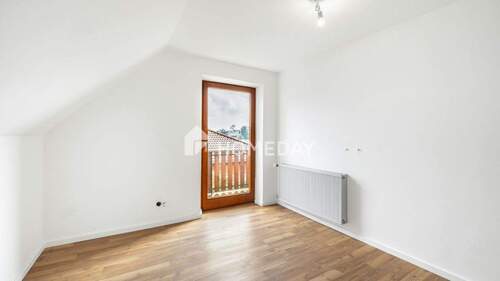 1. OG Schlafzimmer 1 1 - 