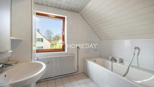 1. OG Badezimmer 1 - 