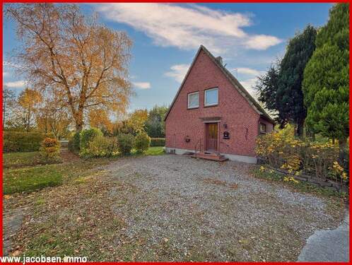 Nord-Ost-Ansicht - 4 Zimmer Einfamilienhaus in Steinberg