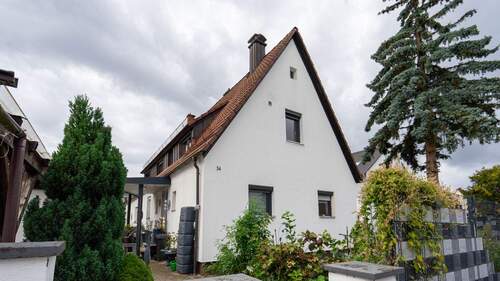 Außenansicht - 5 Zimmer Reihenendhaus zum Kaufen in Nürnberg