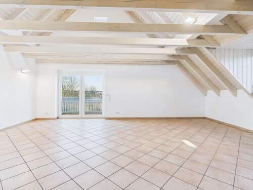 Großer Wohn- und Essbereich - 