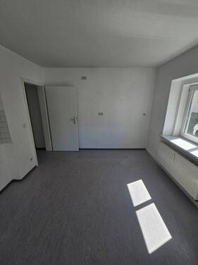 Küche_ - Etagenwohnung mit 61,70 m&sup2; in Altenburg zur Miete