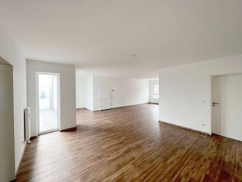 Wohn- Kochbereich - 3-Zimmer-Wohnung mit moderner Raumaufteilung und hellem Wohnambiente
