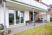 Terrasse - Modernes Wohnen mit Komfort und Licht - barrierearme 4,5-Zimmer-Erdgeschosswohnung in Salzhausen